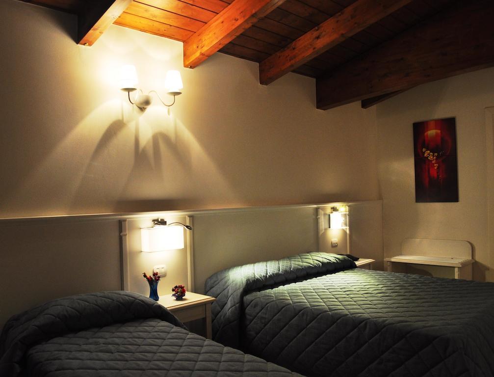 Hotel Centova Perúgia Quarto foto